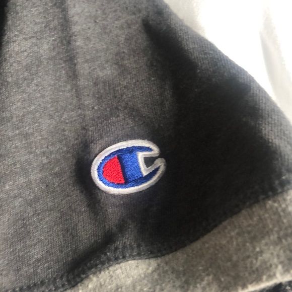 Champion T-shirt - Picture 2 of 4